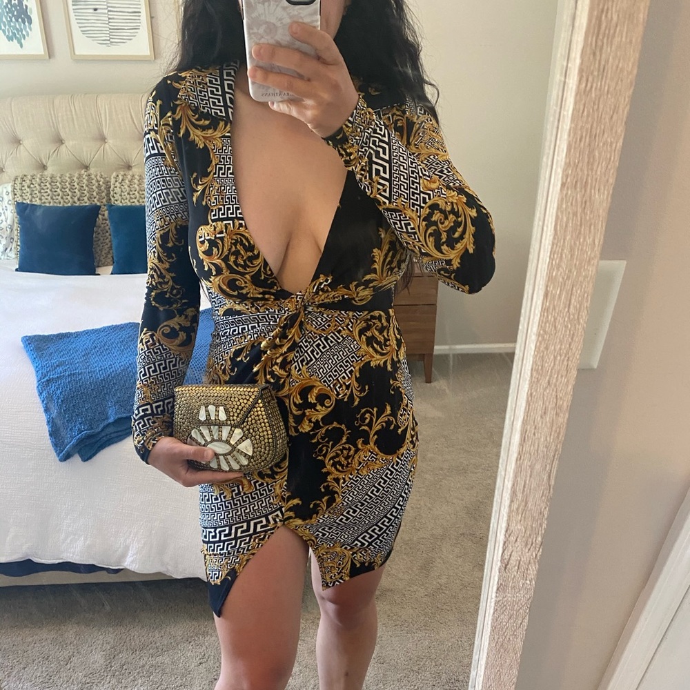 Dress - Picture 3 of 8